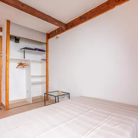 Appartement Jeux De Boules 5